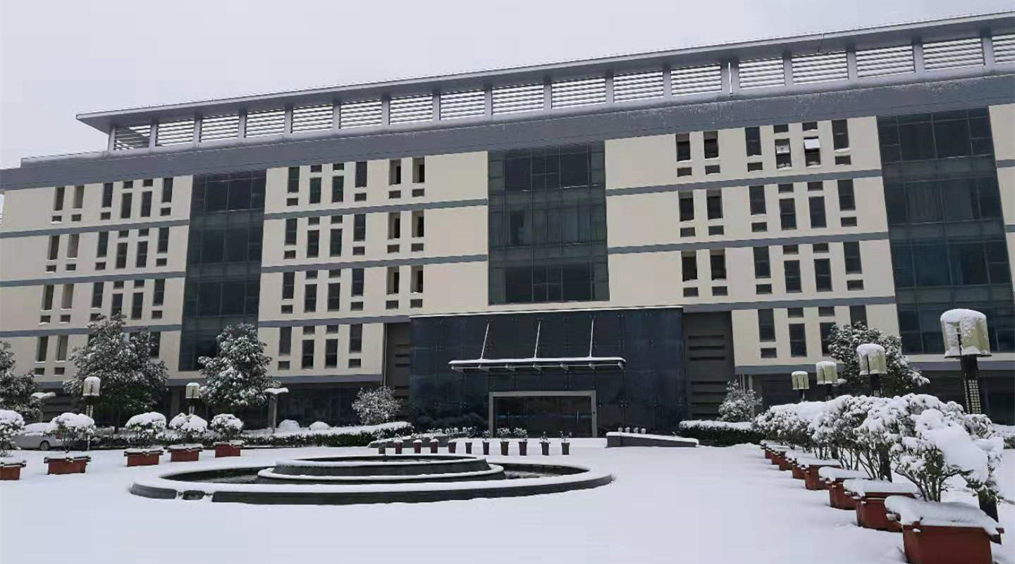 About Us - Customer-Centric Cooling Solutions